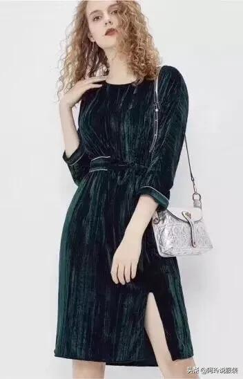 如何开折扣服装店,服装折扣店怎么经营