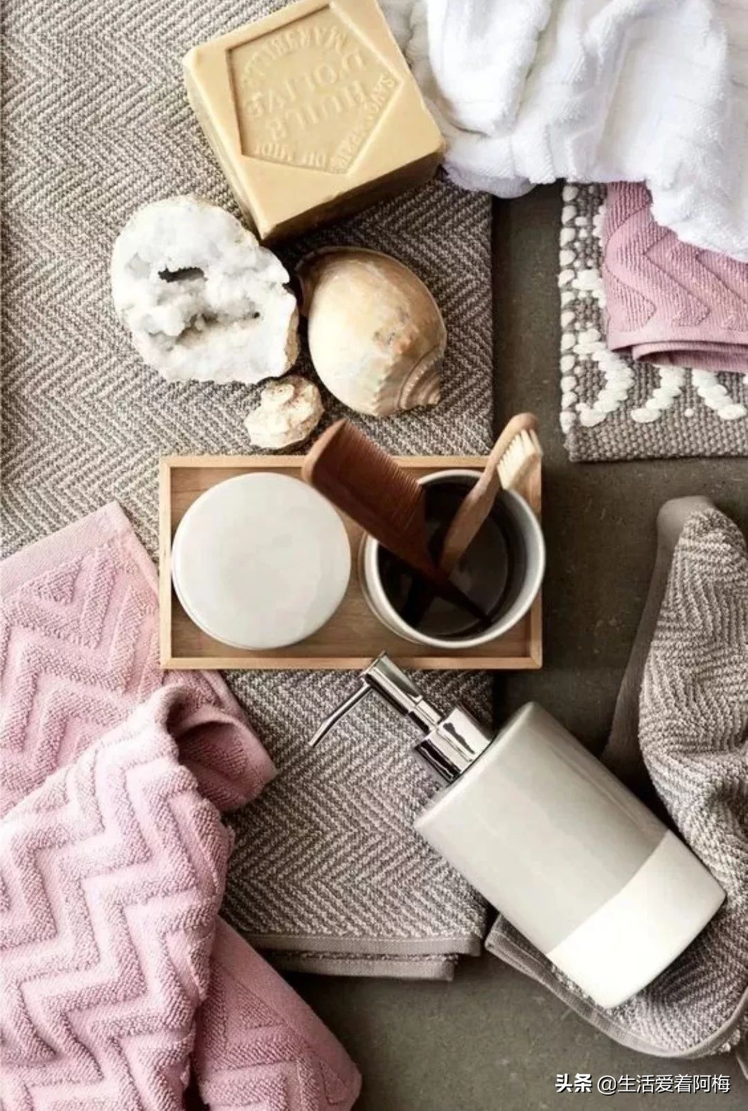 新衣服直接穿还是洗再穿,新衣服不洗直接穿一天