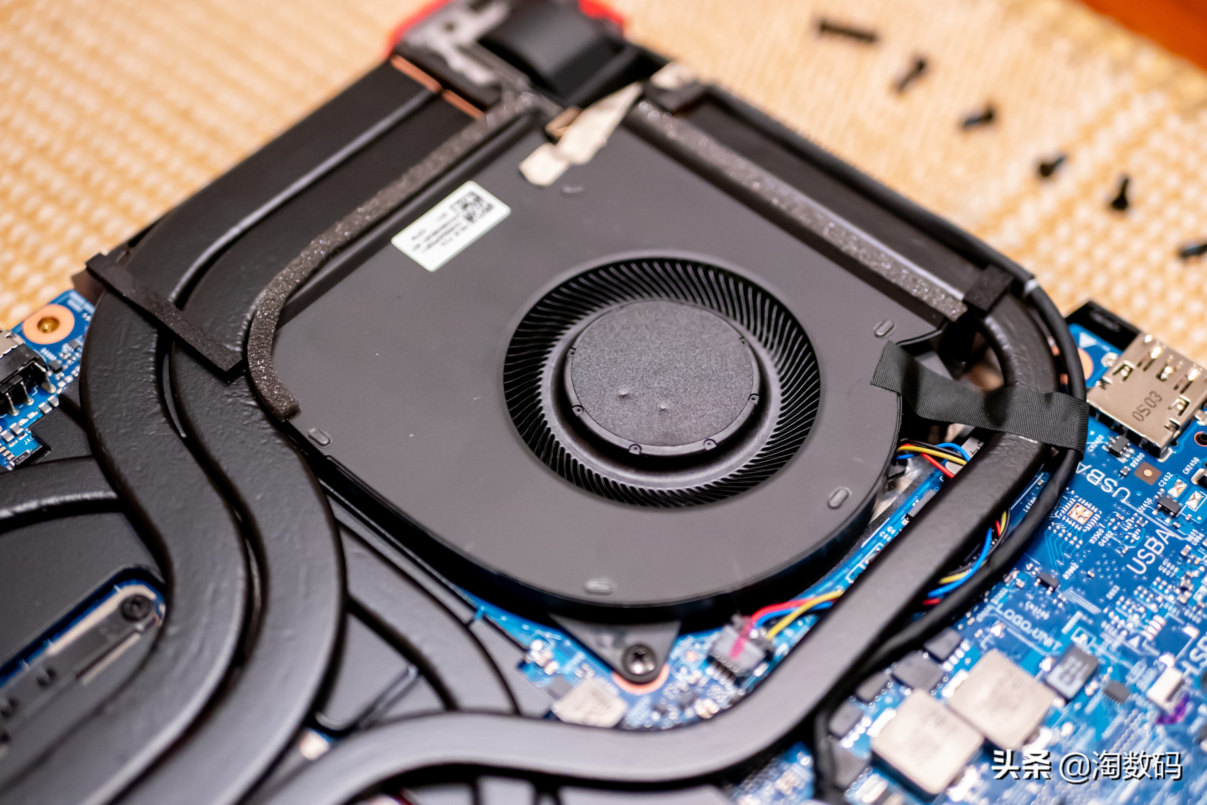 rog魔霸新锐2023锐龙r9参数,rog锐龙r9魔霸