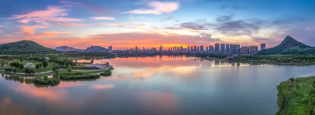 十年来三件大事解读,2017国内十大事件