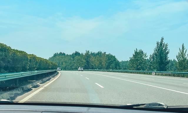 生生灯火，不及十三朝风华入梦